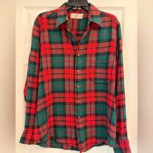 Men's River Trader Red and Green Plaid Casual Shirt- Size M